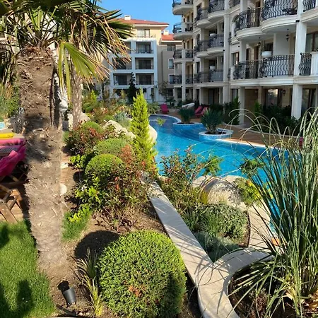 Luxurioses In Strandnahe - Harmony Suites 20 * Szveti Vlasz